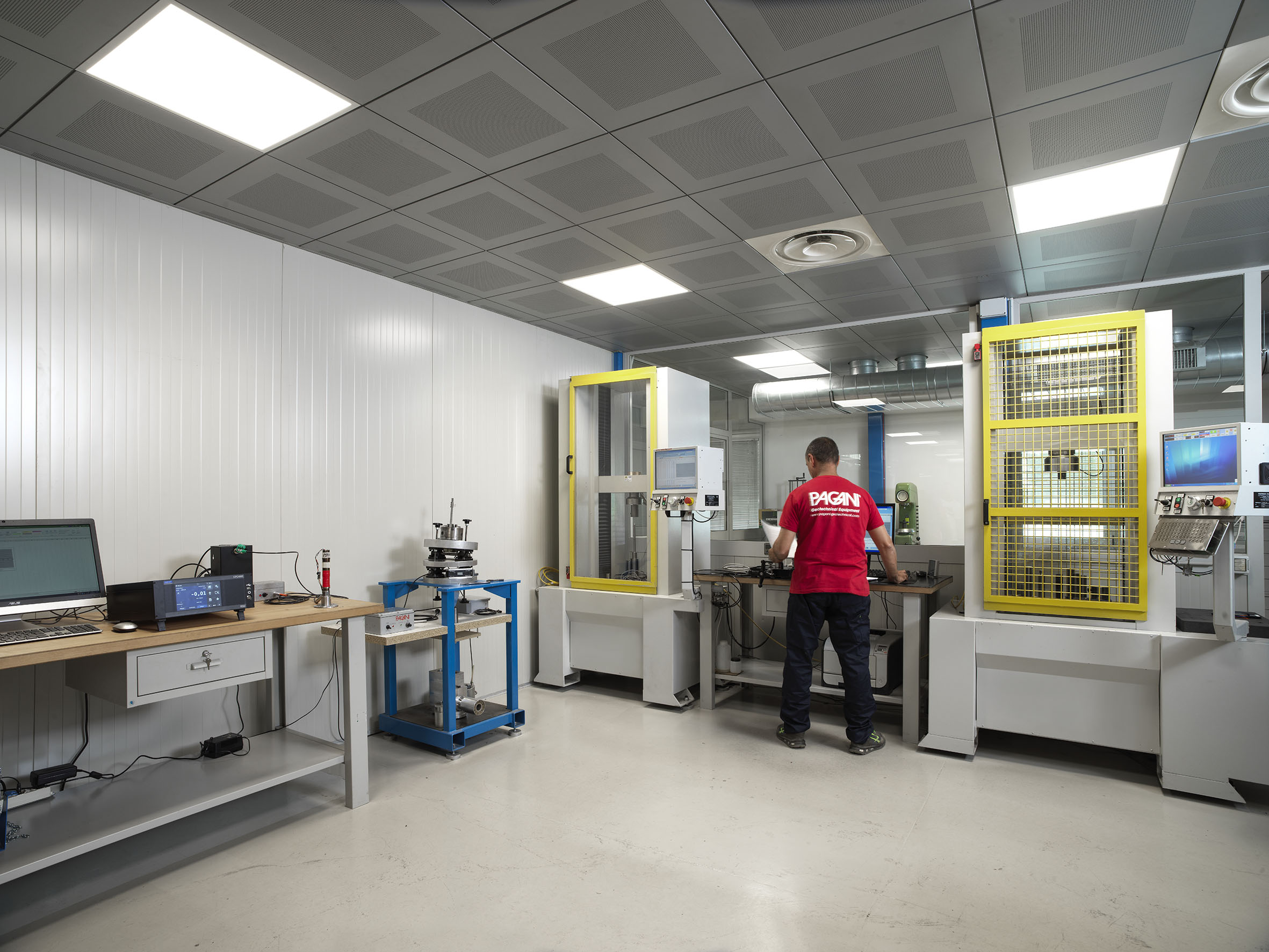 PAGANI_LABORATORIO 2_2019.jpg